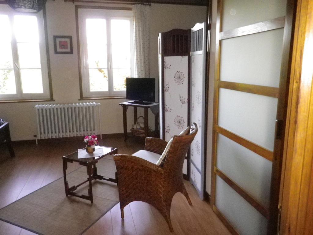 Chambre D'Hotes La Haie Fleurie Chevillard 객실 사진